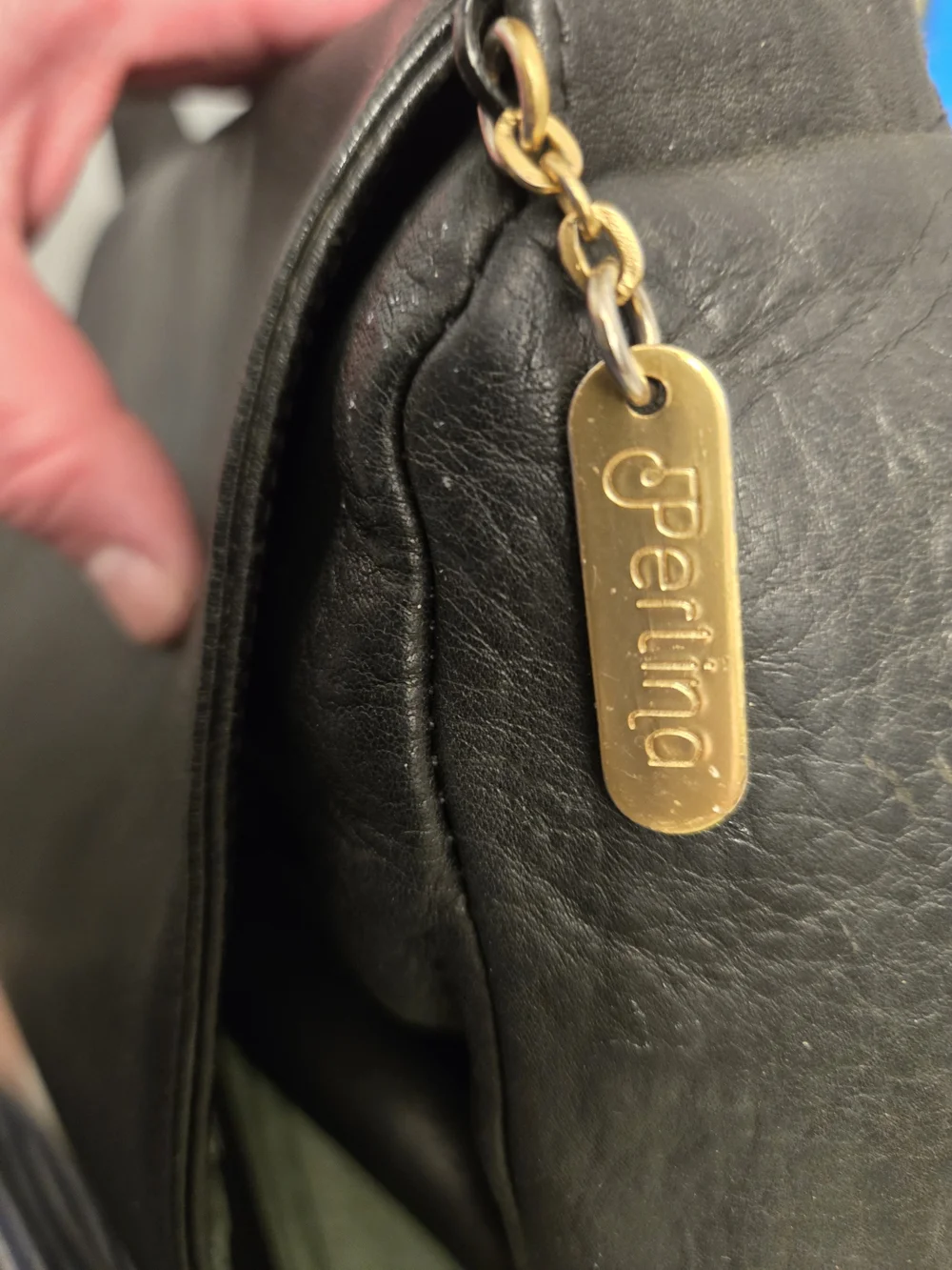 Classic Black Leather Crossbody Bag - Picture 10 of 10